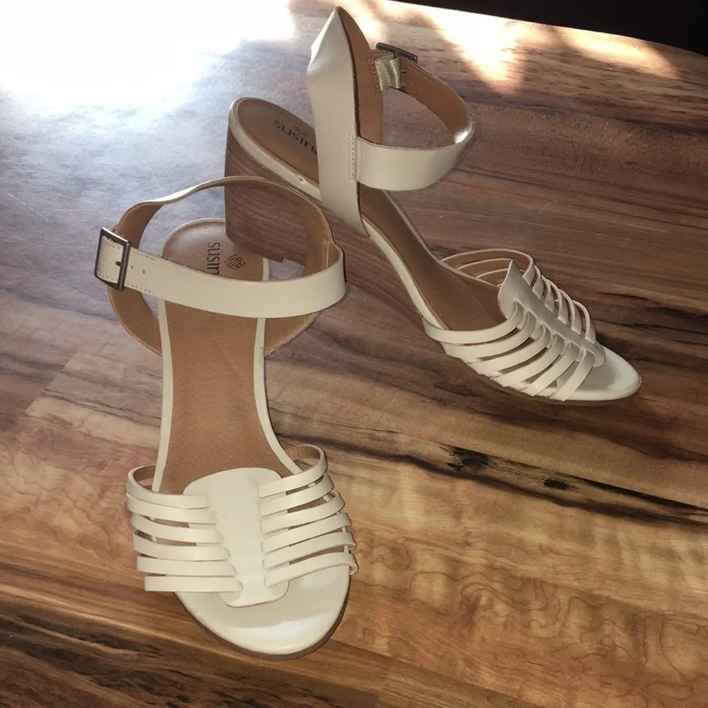 NWOT Susina Terra Leather Wedge Sandal